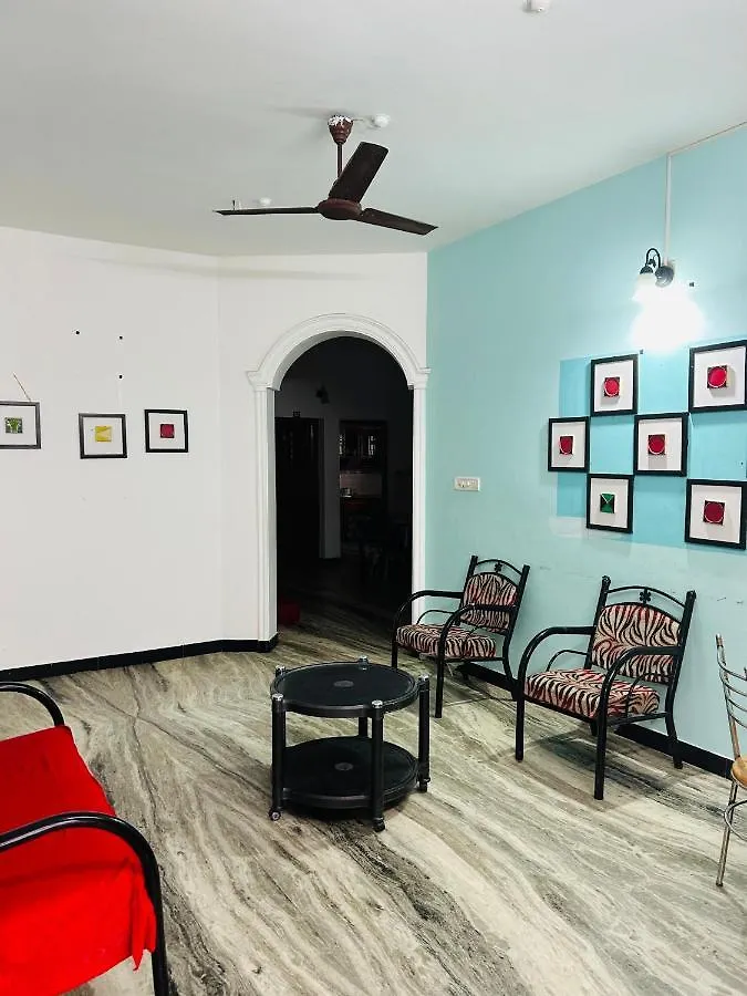 Bacadi Inn Kochi 0*,